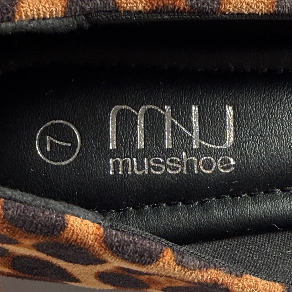 Musshoe Leopard Twist Casual Pointed Toe Flats - image 8